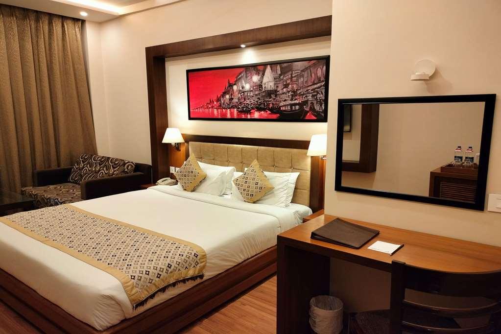 Ramada By Wyndham Varanasi Katesar Chandauli Oda fotoğraf