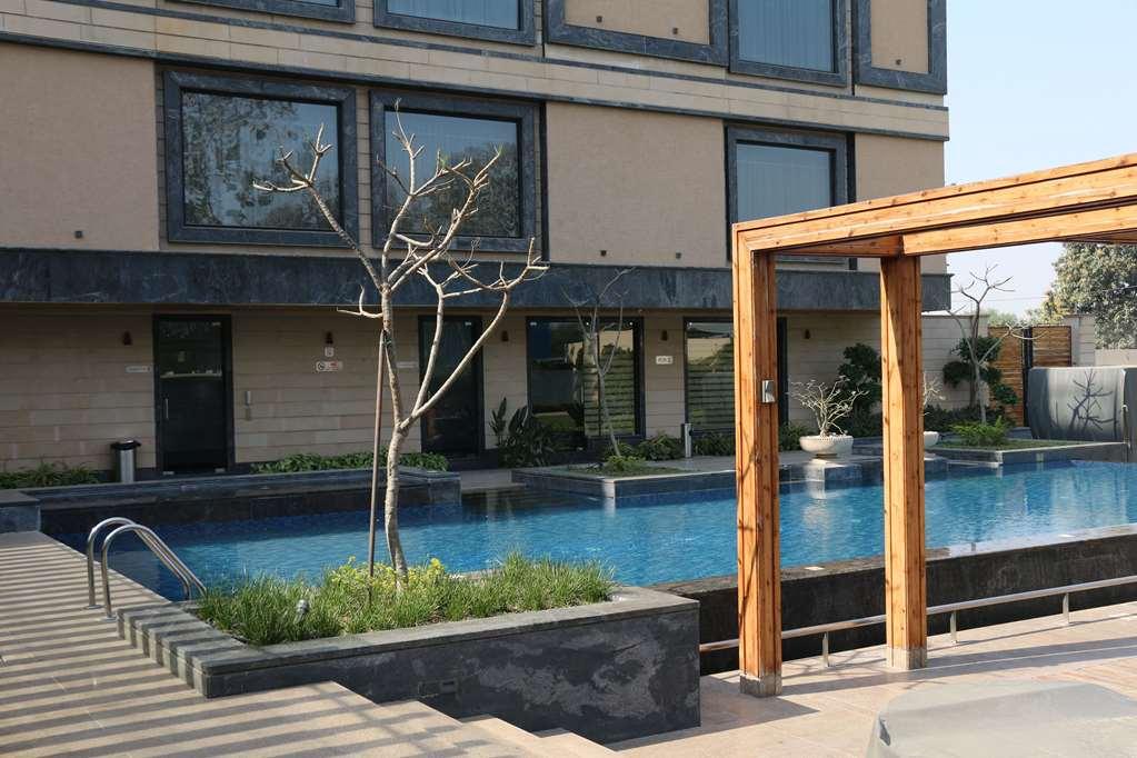 Ramada By Wyndham Varanasi Katesar Chandauli Konforlar fotoğraf